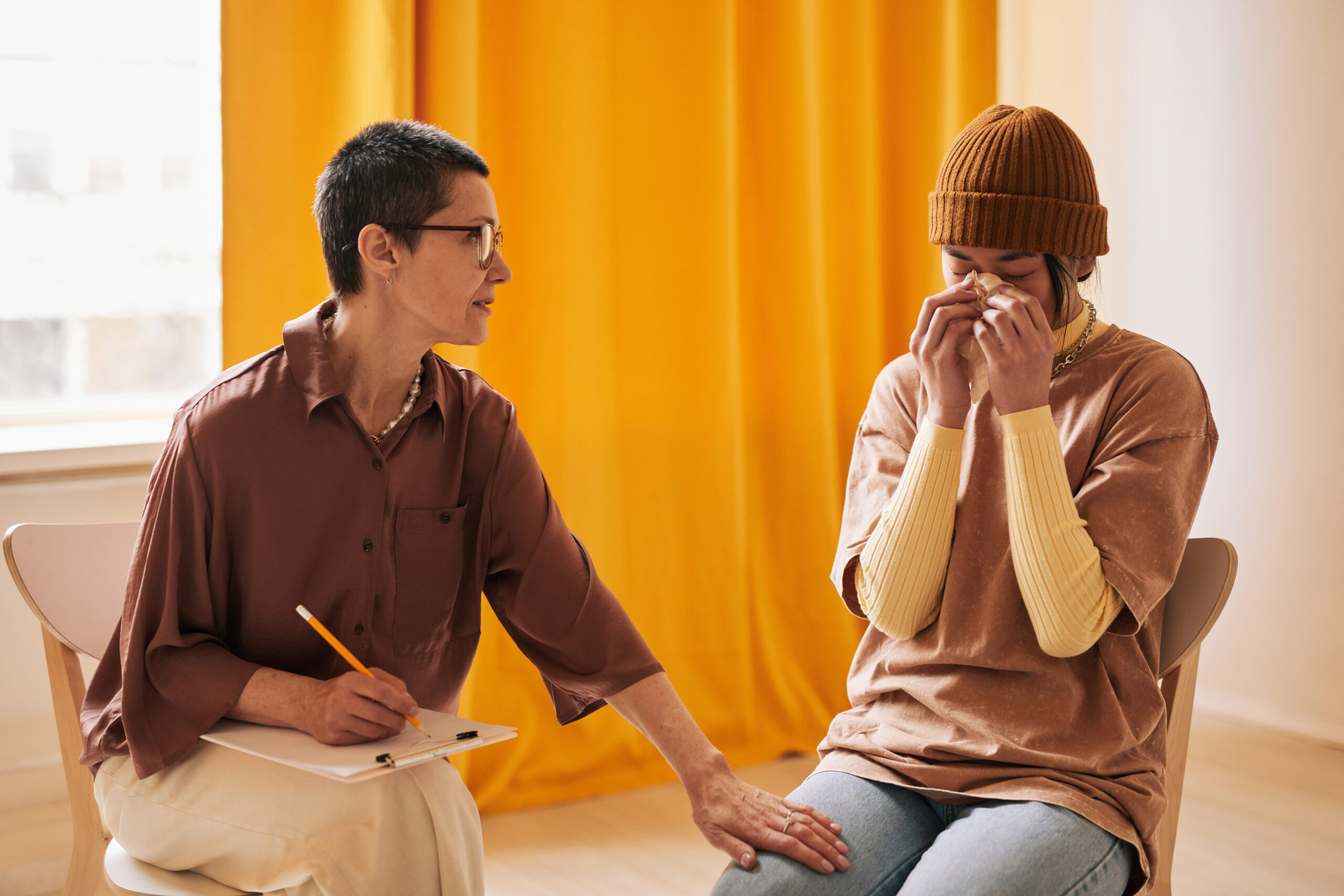Therapists for anxiety disorders working with individuals experiencing anxiety and emotional challenges