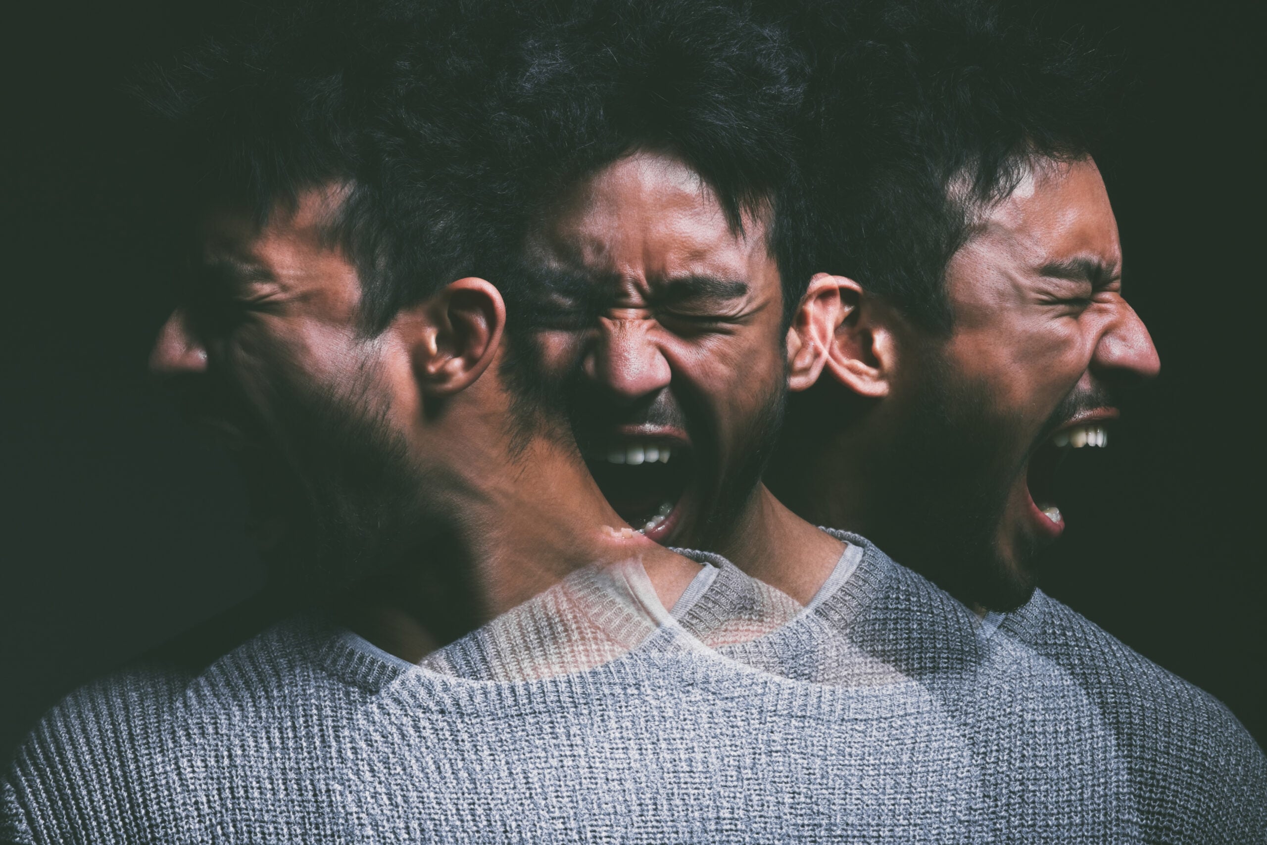 individual experiencing bipolar psychosis symptoms such as paranoia and disorganized thinking