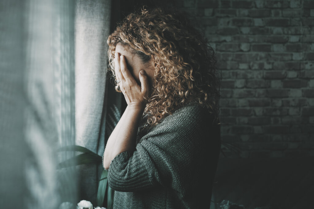 Therapist helping a client understand how ADHD and depression can affect motivation and concentration.