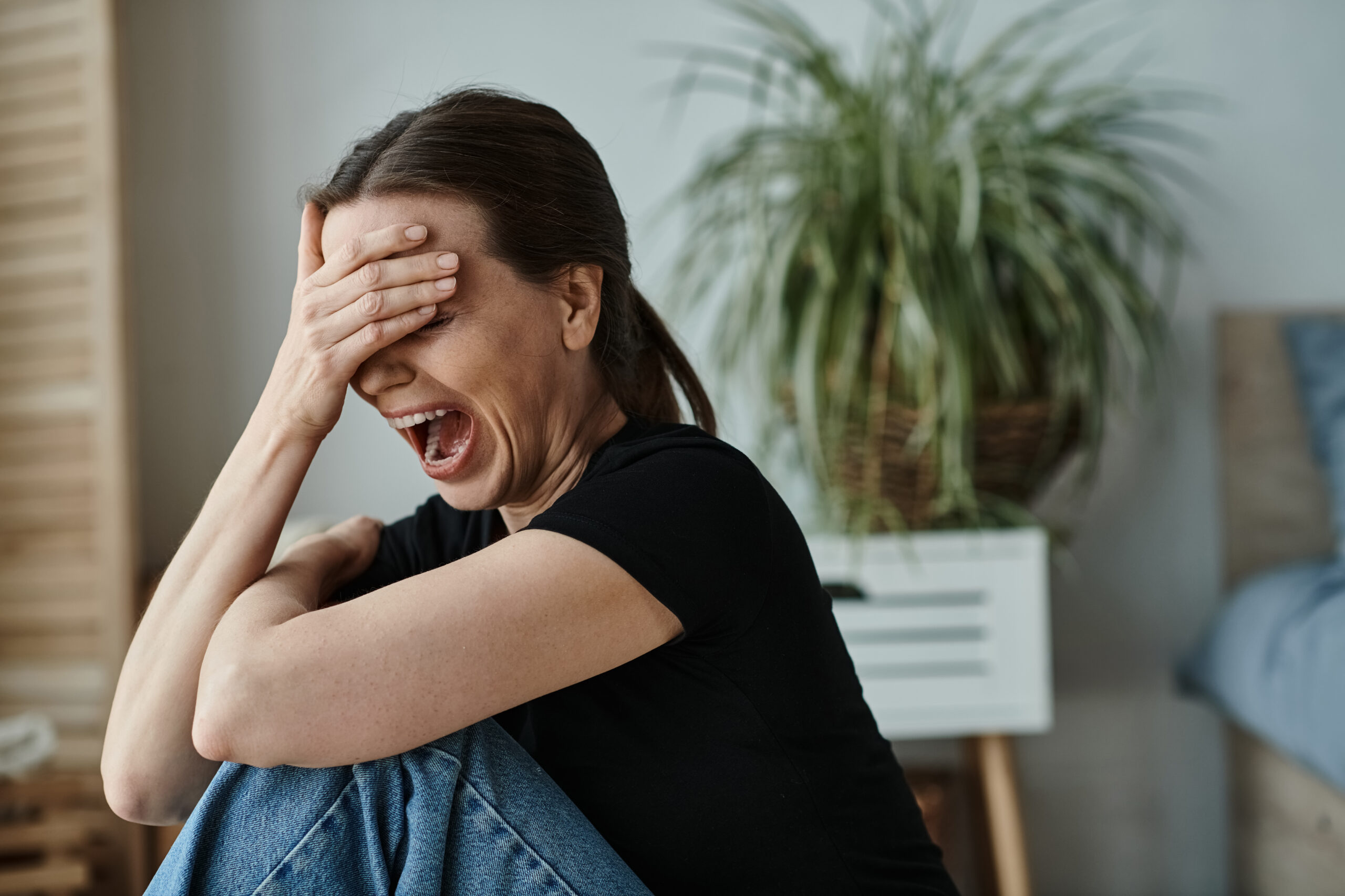 Grounding exercise showing how to stop a panic attack fast